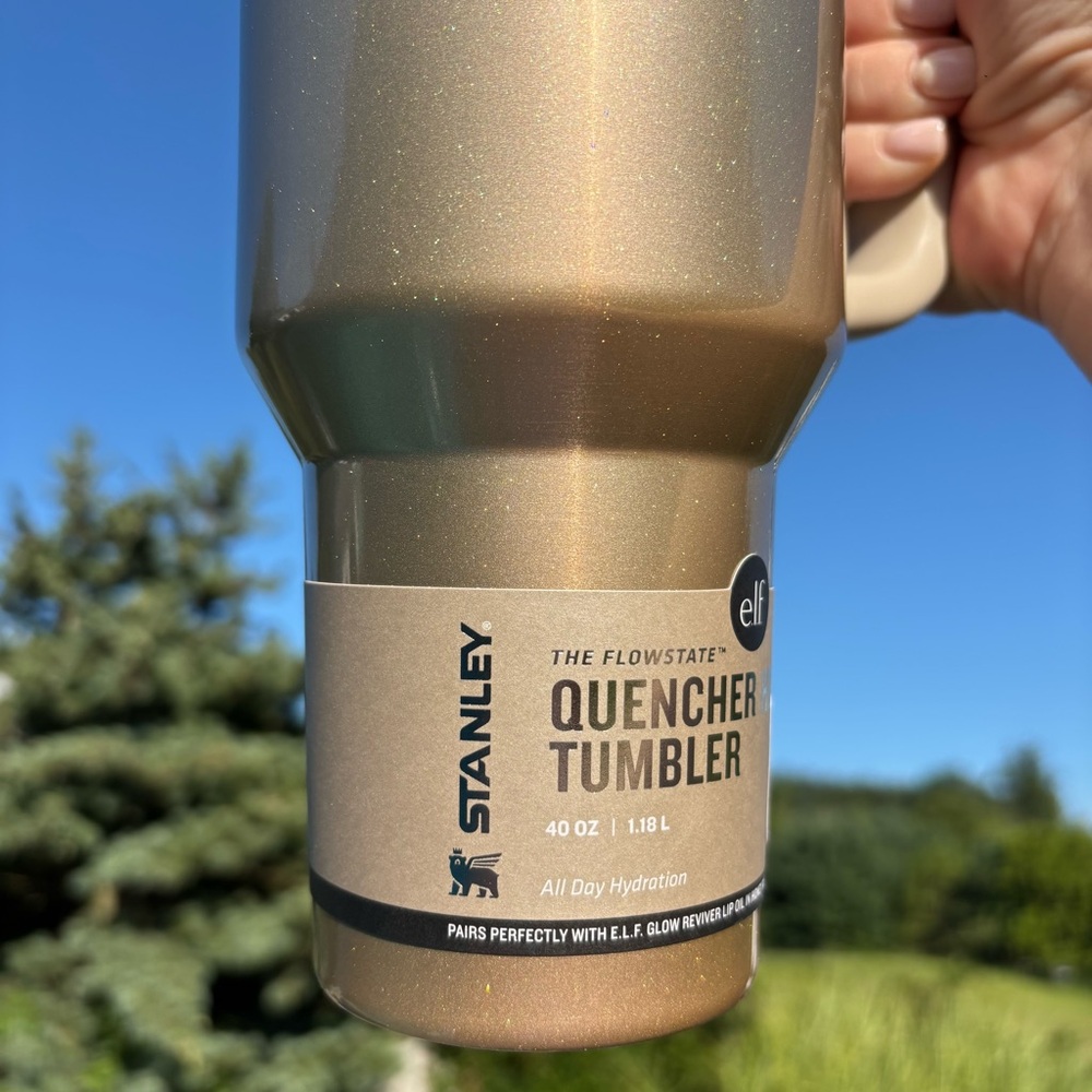 New Stanley 40oz Tumbler - Picture 5 of 7